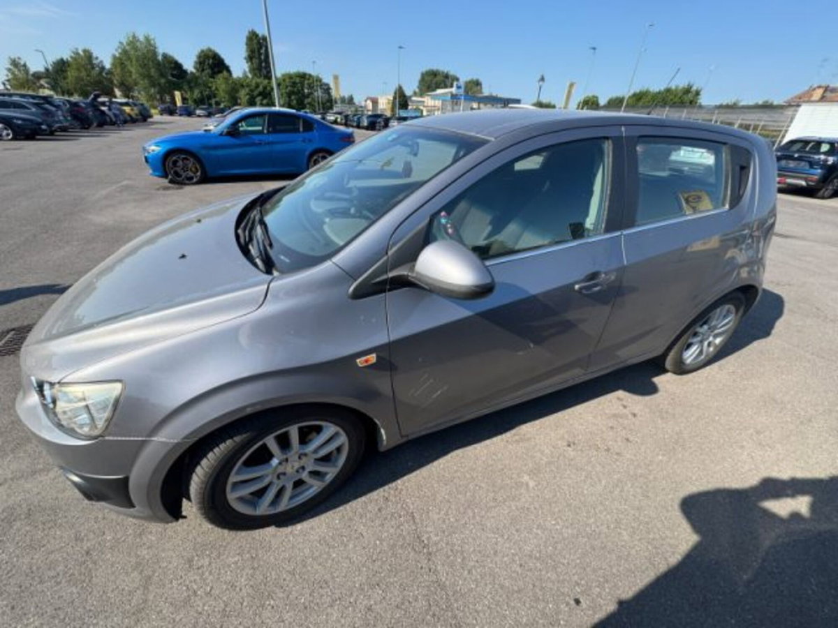 Chevrolet Aveo 1.2 86CV GPL 5 porte LT (6)