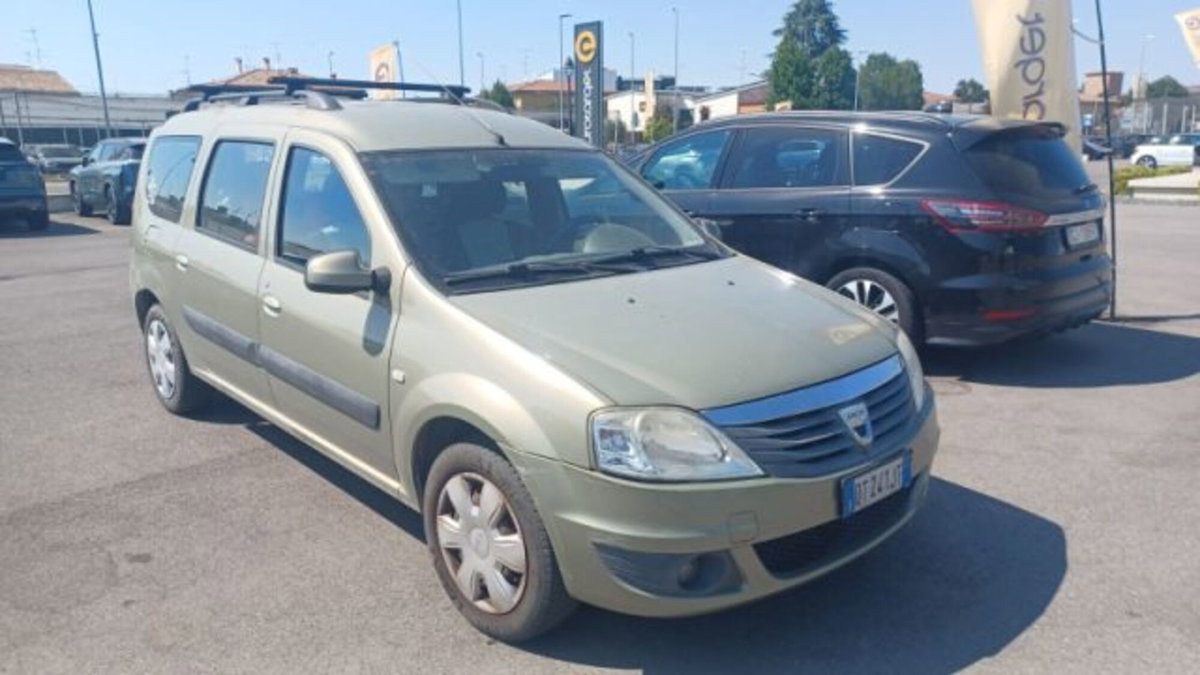 Dacia Logan Station Wagon MCV 1.6 GPL 7 posti Lauréate