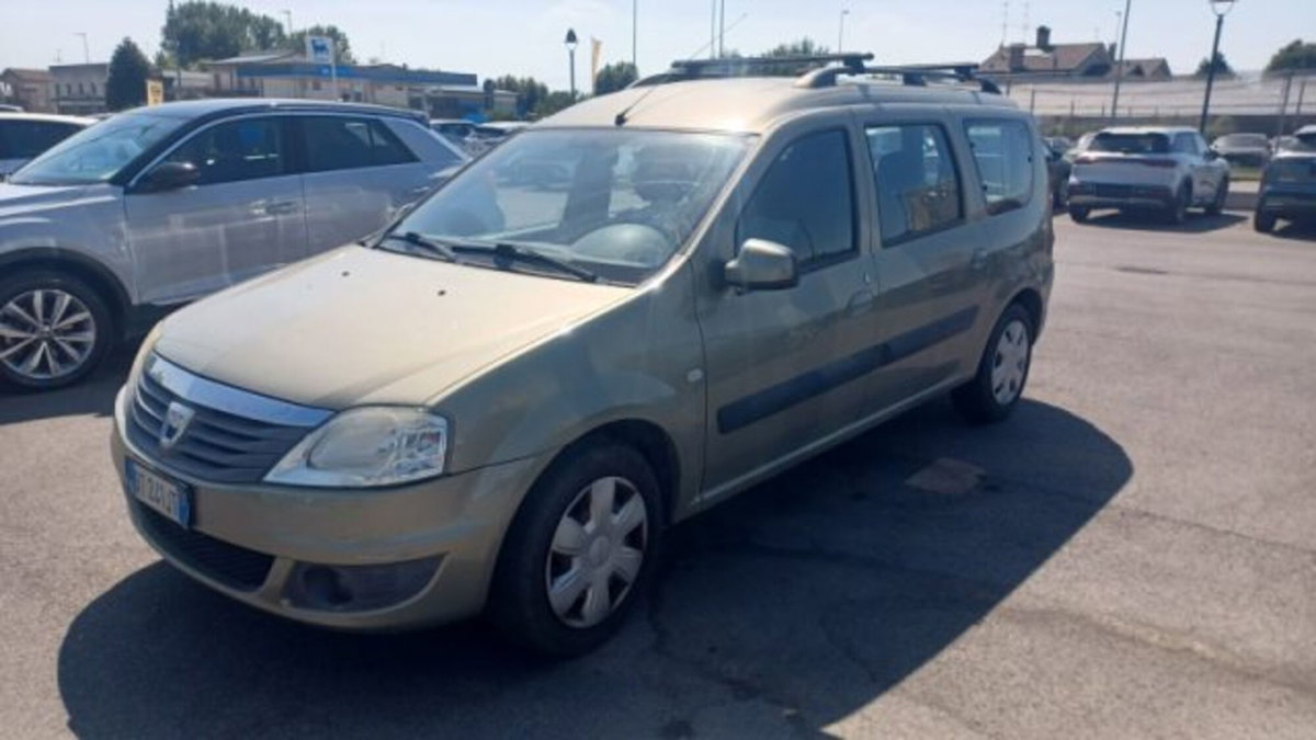 Dacia Logan Station Wagon MCV 1.6 GPL 7 posti Lauréate (2)