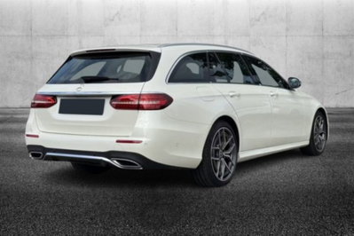 Mercedes-Benz Classe E Station Wagon 220 d Mild hybrid Auto Premium (3)