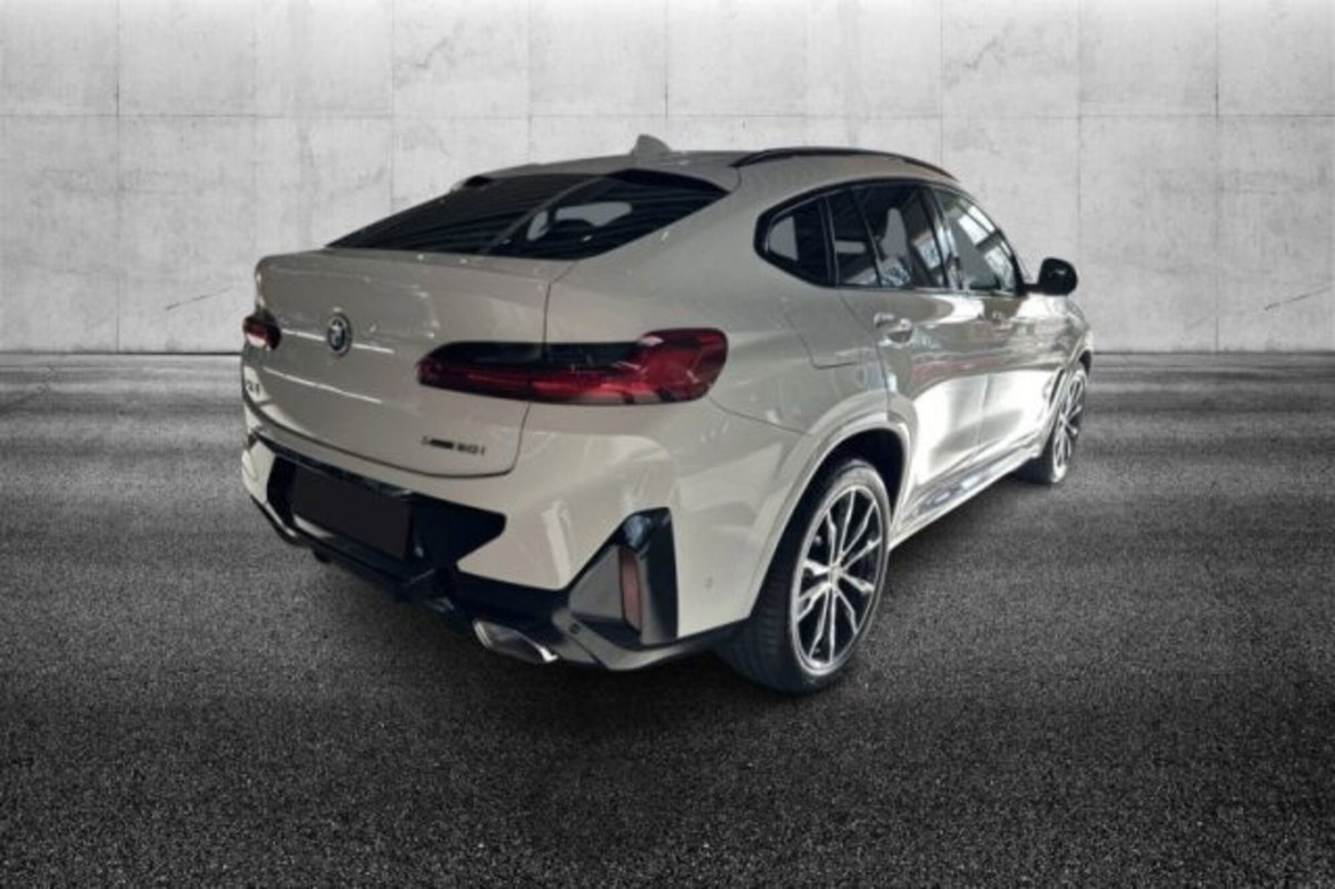 BMW X4 xdrive20i mhev 48V Msport auto (3)