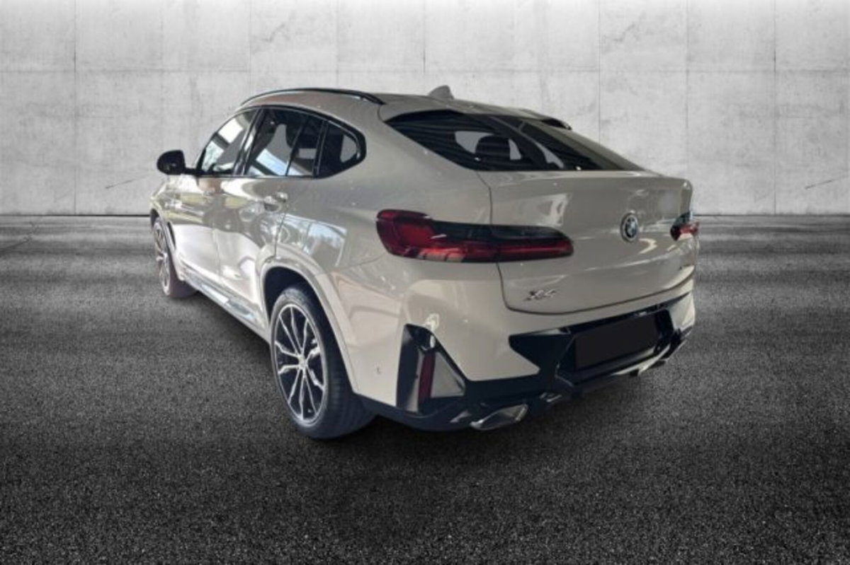 BMW X4 xdrive20i mhev 48V Msport auto (4)