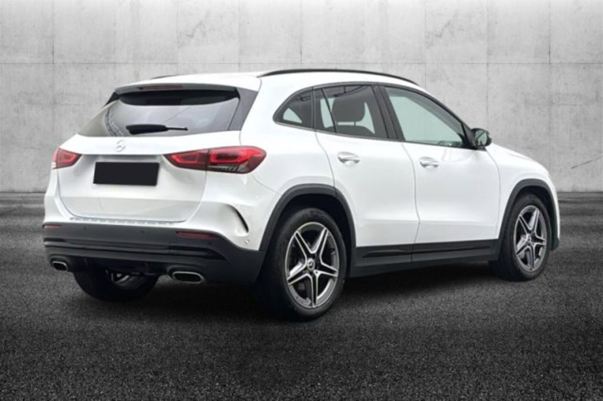 Mercedes-Benz GLA SUV 250 AMG Line Premium Plus 4matic auto (2)