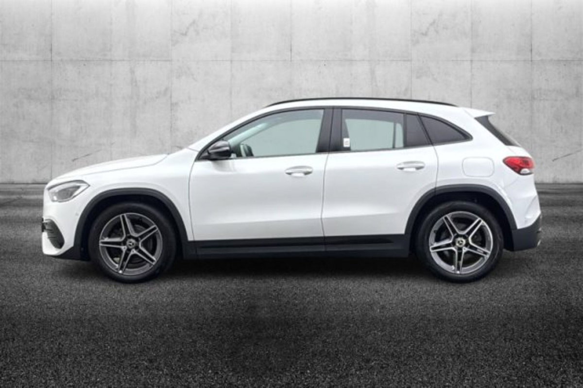 Mercedes-Benz GLA SUV 250 AMG Line Premium Plus 4matic auto (3)