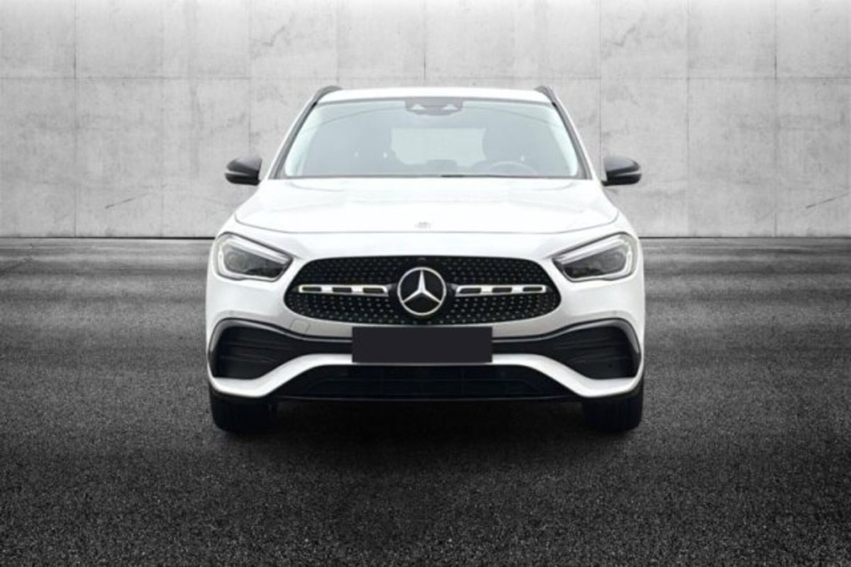 Mercedes-Benz GLA SUV 250 AMG Line Premium Plus 4matic auto (4)