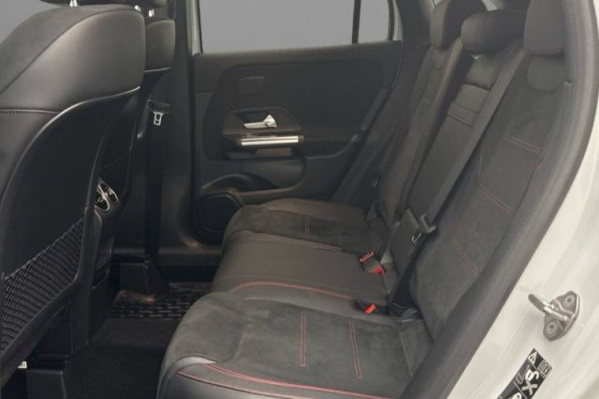 Mercedes-Benz GLA SUV 250 AMG Line Premium Plus 4matic auto (8)