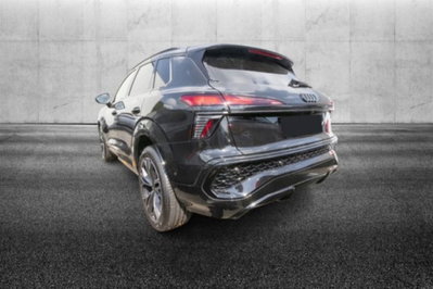 Audi Q3 Sportback 35 TDI quattro S tronic S line edition (4)