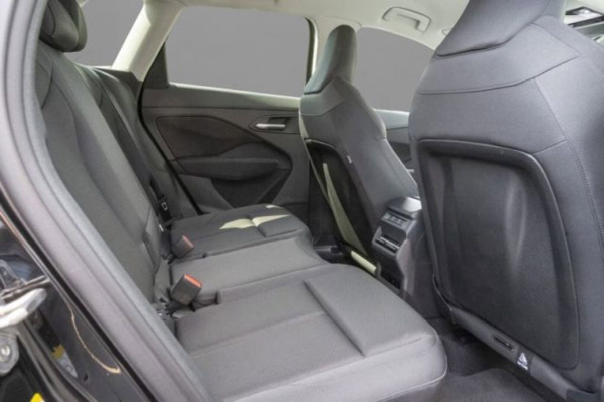 Audi Q3 Sportback 35 TDI quattro S tronic S line edition (7)
