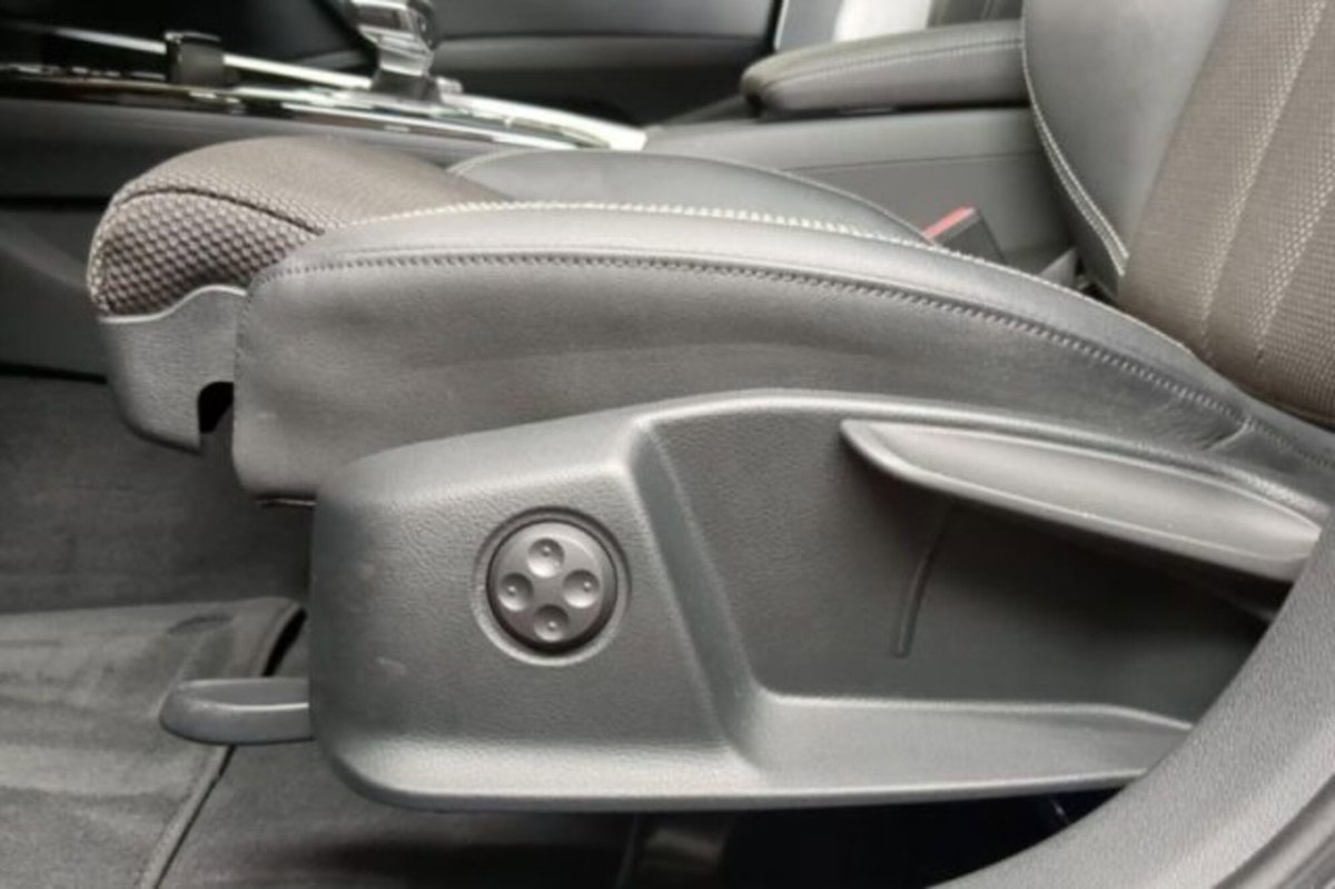 Audi A4 Avant 40 TDI quattro S tronic S line edition (5)