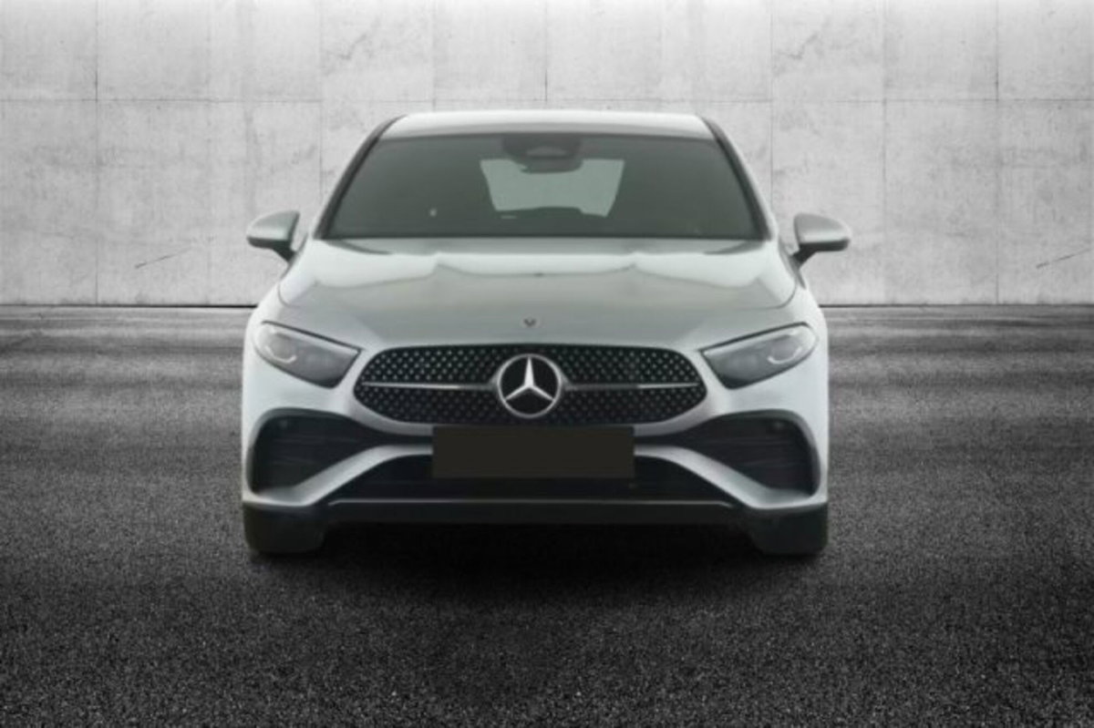 Mercedes-Benz Classe A 200 AMG Line Premium Plus auto (5)