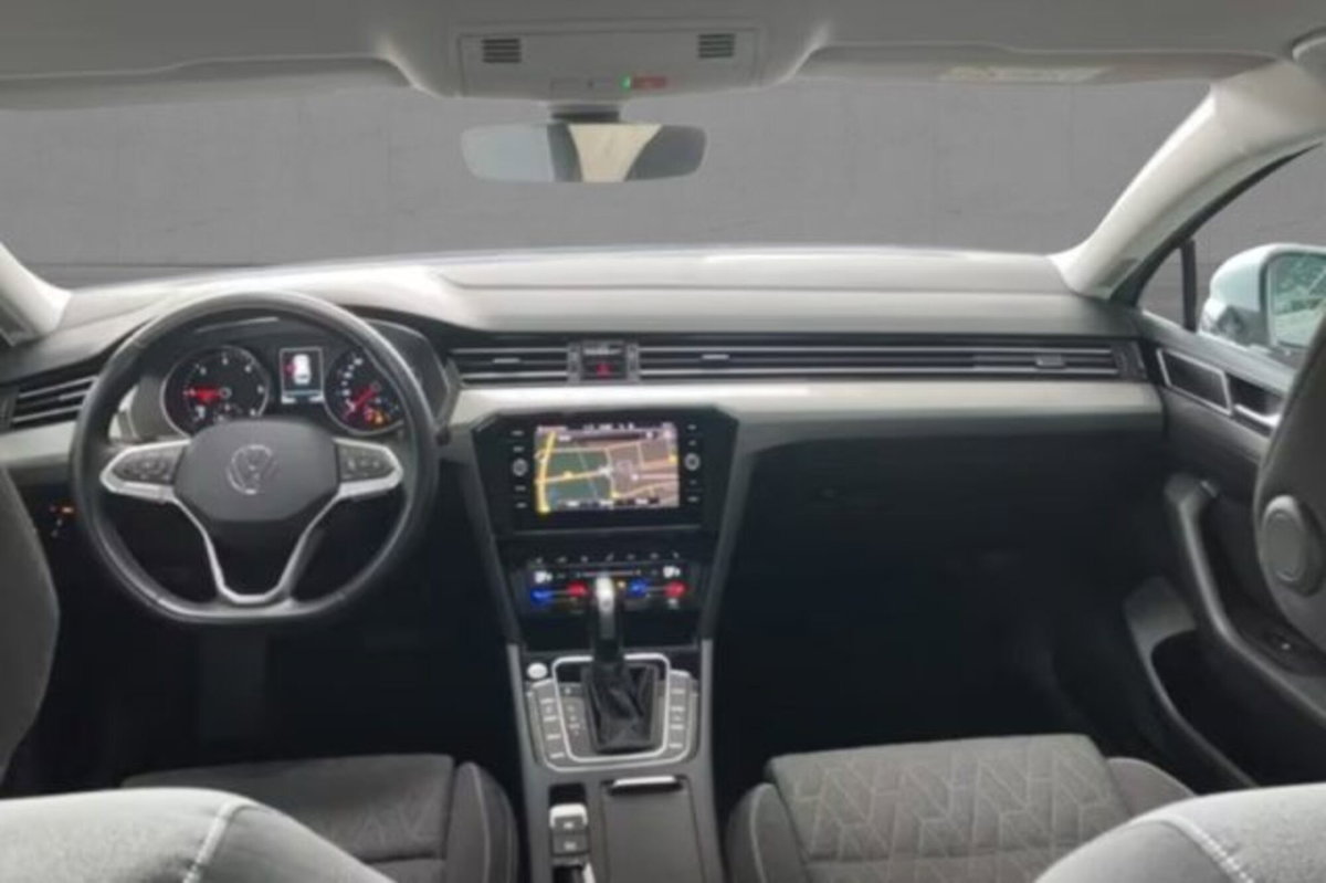 Volkswagen Passat Variant 2.0 TDI SCR 122 CV EVO DSG Business (6)