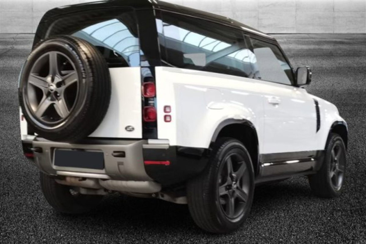 Land Rover Defender 90 3.0d i6 mhev X-Dynamic SE awd 200cv auto (2)