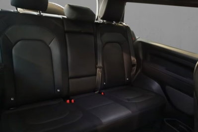 Land Rover Defender 90 3.0d i6 mhev X-Dynamic SE awd 200cv auto (8)