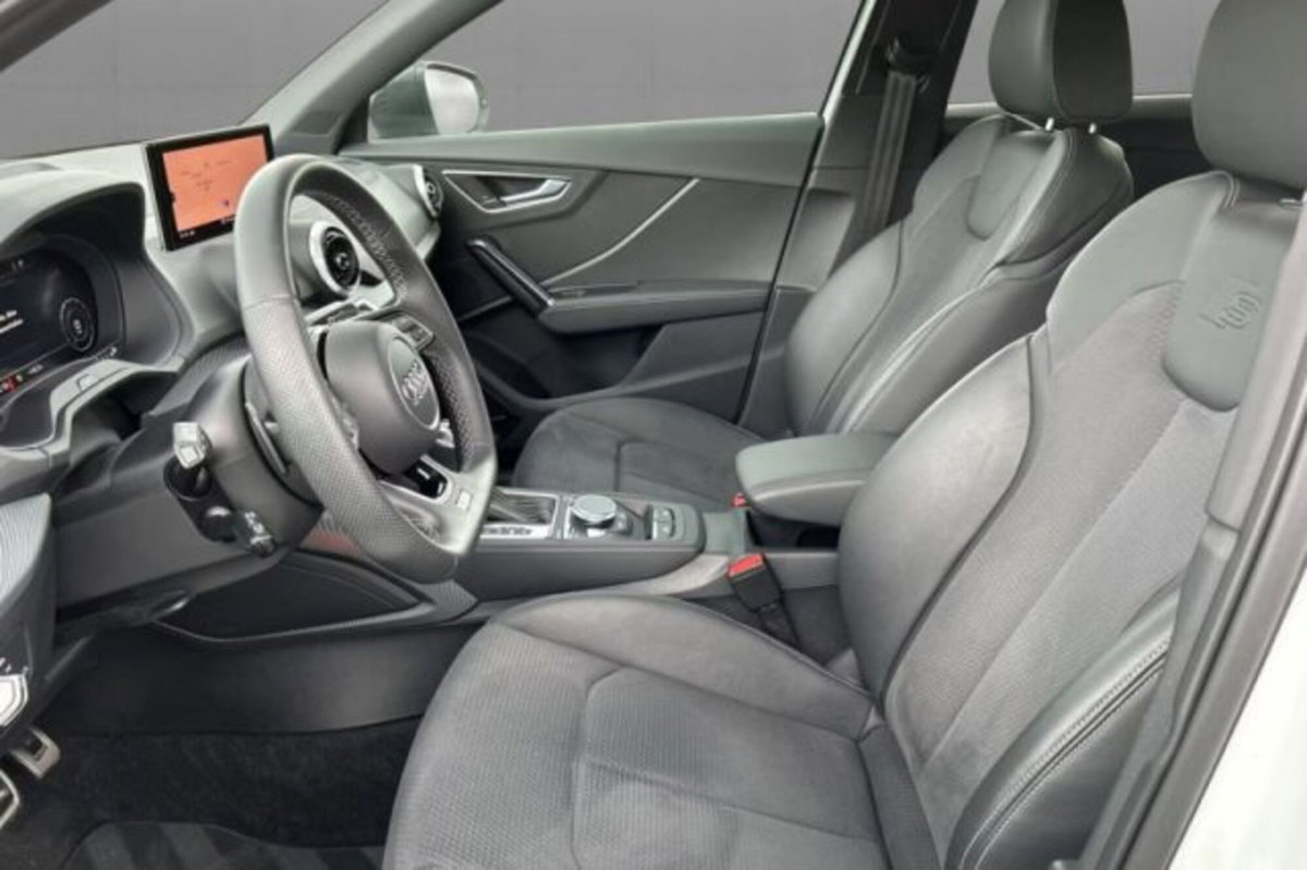 Audi Q2 Q2 35 TFSI S tronic S line Edition (7)