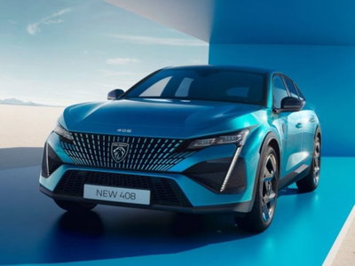 Peugeot 408 Hybrid 225 e-EAT8 First Edition (3)