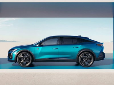 Peugeot 408 Hybrid 225 e-EAT8 First Edition (4)