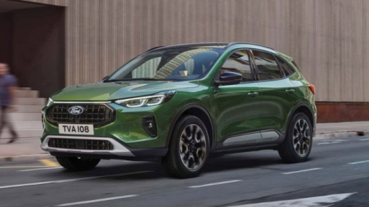 Ford Kuga 2.5 Plug In Hybrid 225 CV CVT 2WD ST-Line (2)