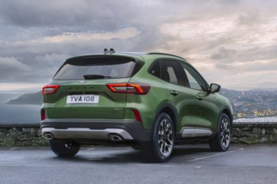 Ford Kuga 2.5 Plug In Hybrid 225 CV CVT 2WD ST-Line (3)