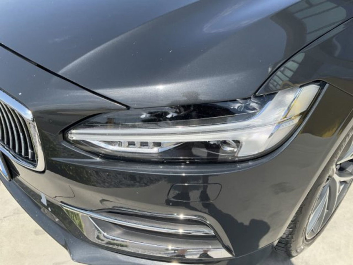 Volvo V90 D4 Geartronic Inscription (4)