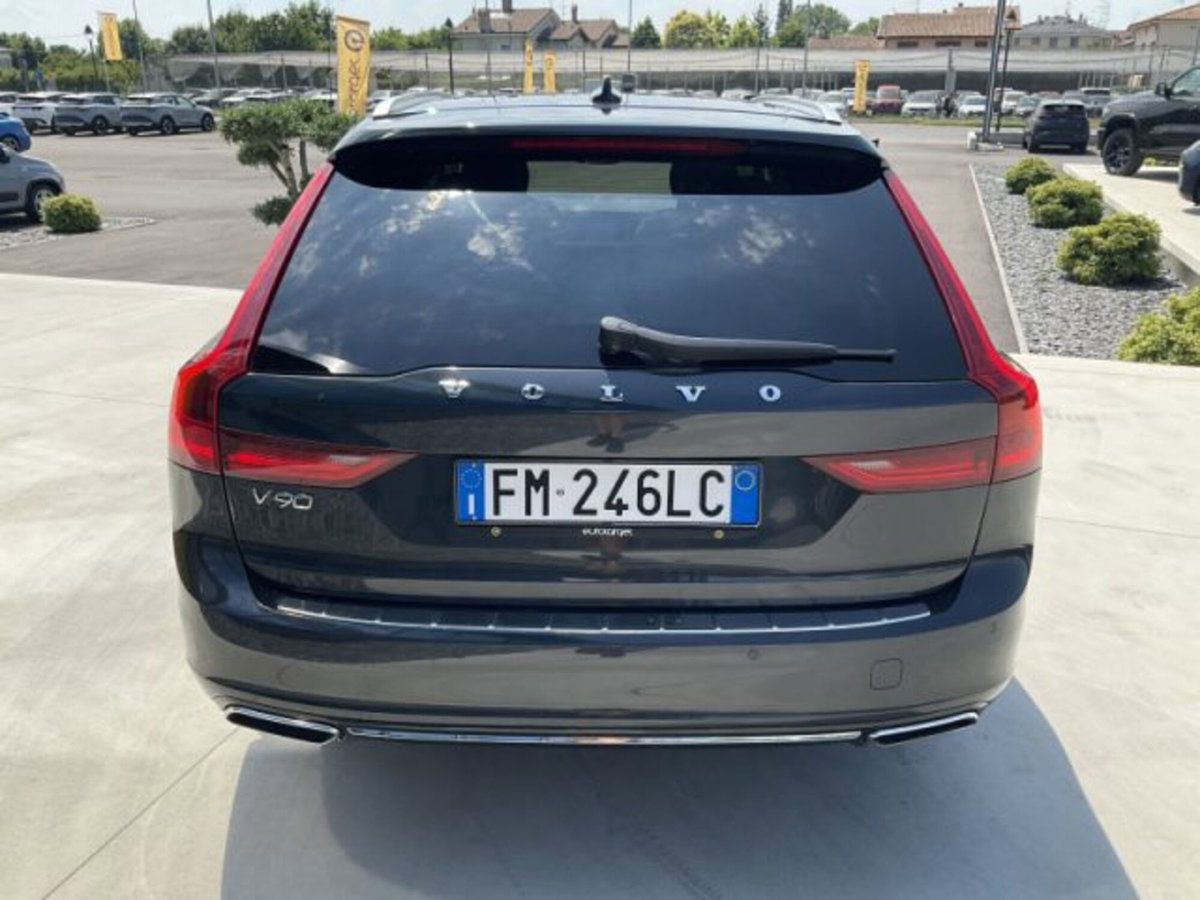 Volvo V90 D4 Geartronic Inscription (7)