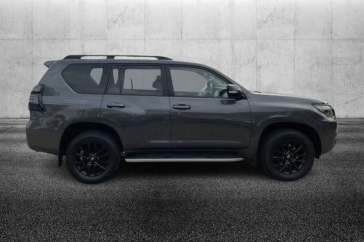 Toyota Land Cruiser 5p 2.8 d-4d Executive auto (5)