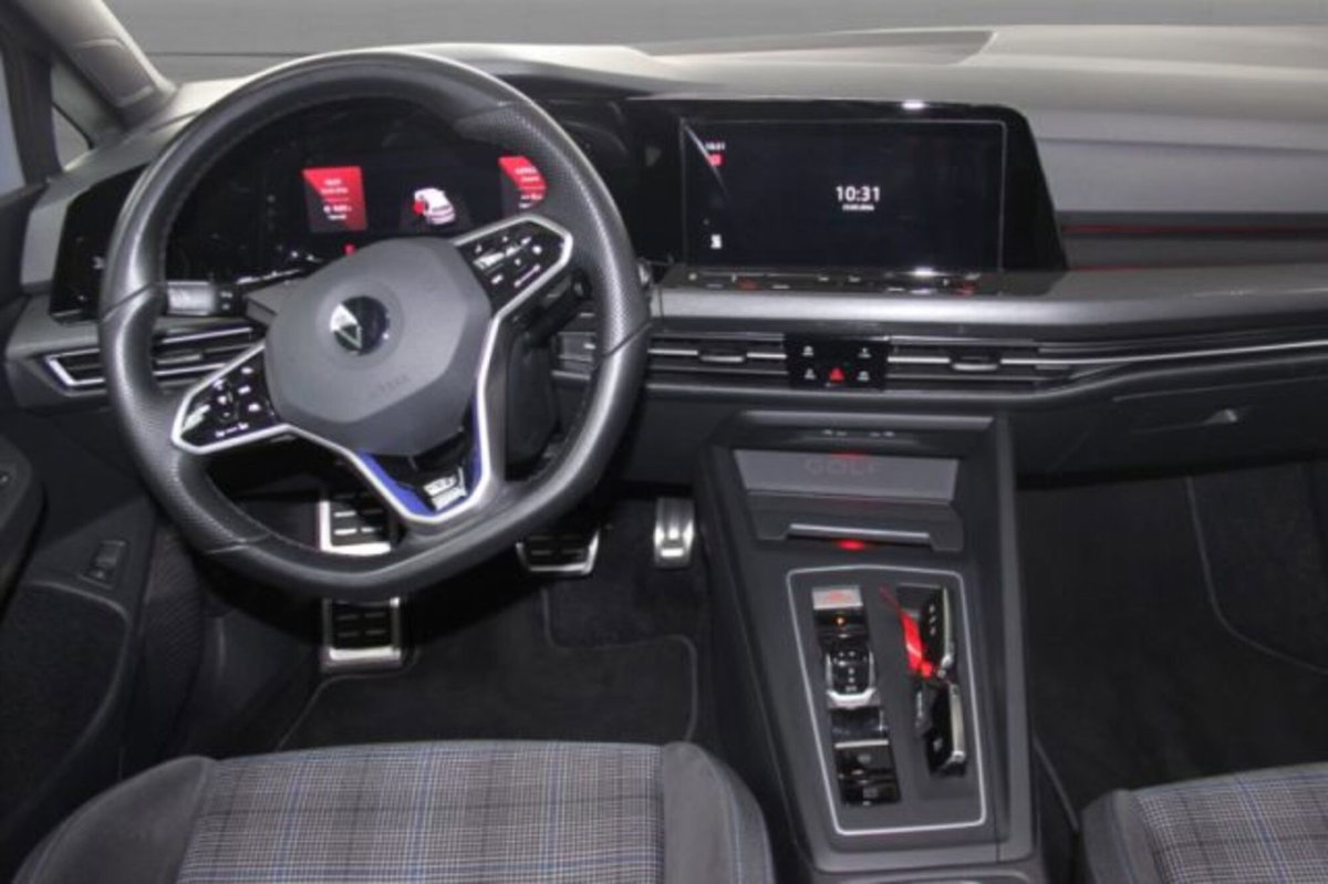 Volkswagen Golf 1.4 GTE DSG Plug-In Hybrid (5)
