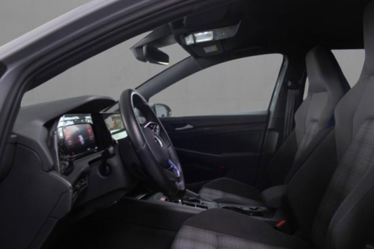 Volkswagen Golf 1.4 GTE DSG Plug-In Hybrid (6)
