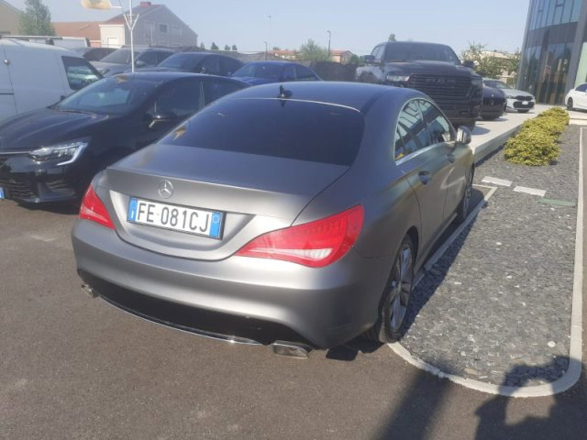 Mercedes-Benz CLA 220 d Automatic Sport (4)