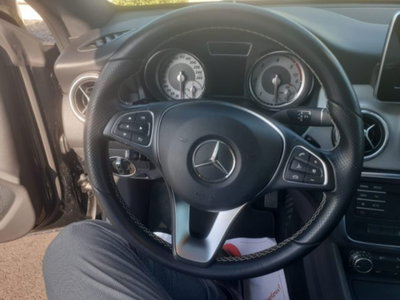 Mercedes-Benz CLA 220 d Automatic Sport (8)