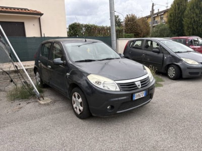 Dacia Sandero 1.4 8V GPL Lauréate (3)
