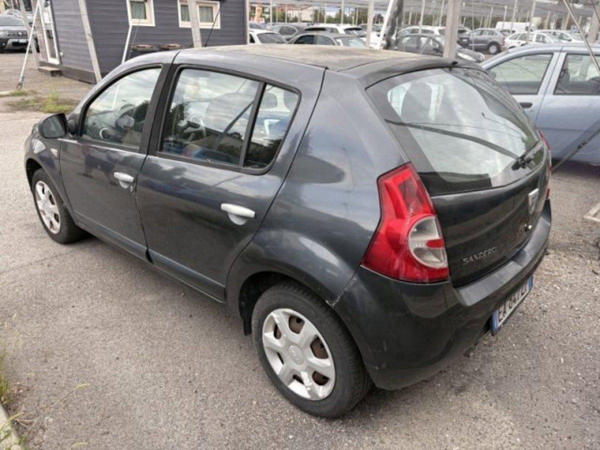 Dacia Sandero 1.4 8V GPL Lauréate (6)