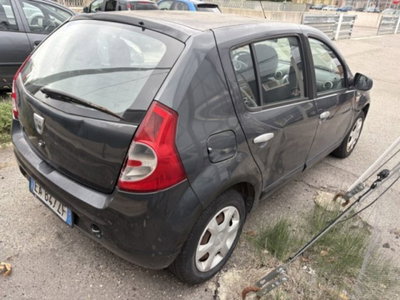 Dacia Sandero 1.4 8V GPL Lauréate (7)