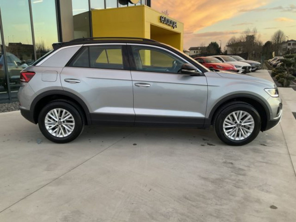 Volkswagen T-Roc 2.0 tdi Life 150cv dsg (5)