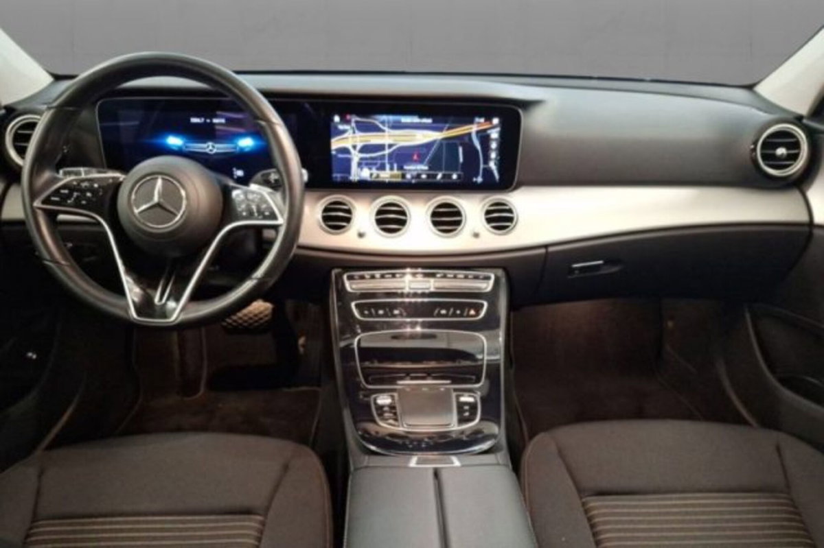 Mercedes-Benz Classe E Station Wagon 220 d Mild hybrid Auto Sport (6)