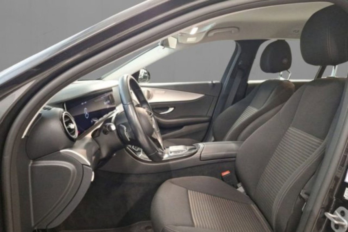 Mercedes-Benz Classe E Station Wagon 220 d Mild hybrid Auto Sport (7)
