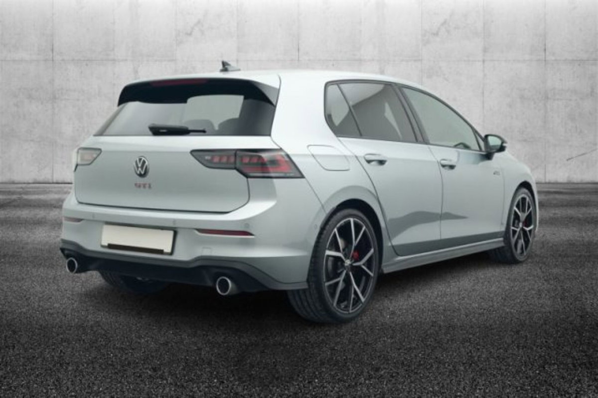 Volkswagen Golf 2.0 tsi GTI 265cv dsg (2)
