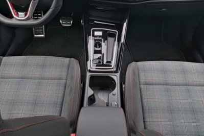 Volkswagen Golf 2.0 tsi GTI 265cv dsg (7)