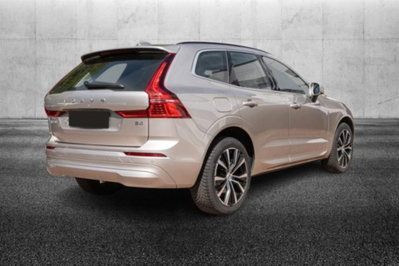 Volvo XC60 B4 automatico Core (2)
