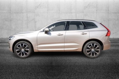 Volvo XC60 B4 automatico Core (3)