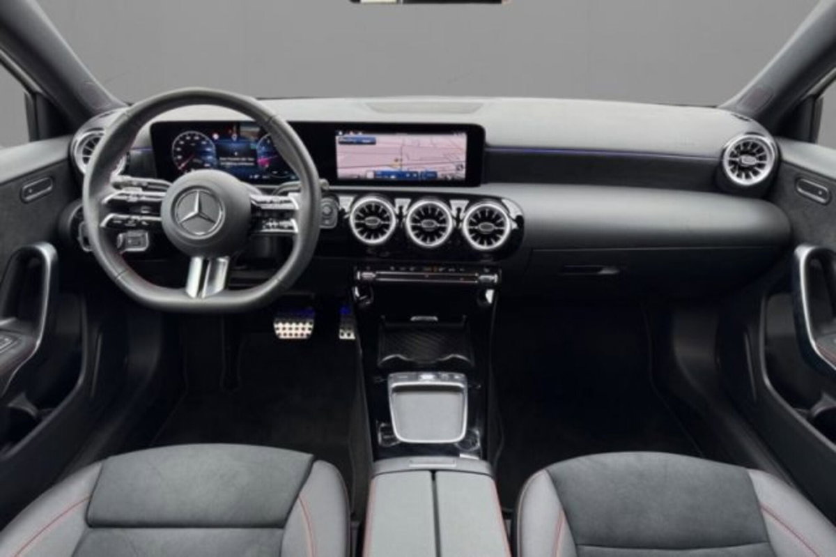 Mercedes-Benz Classe A 250 AMG Line Premium Plus 4matic auto (6)