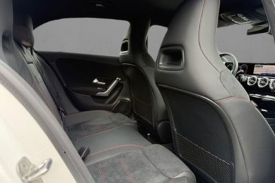 Mercedes-Benz Classe A 250 AMG Line Premium Plus 4matic auto (8)