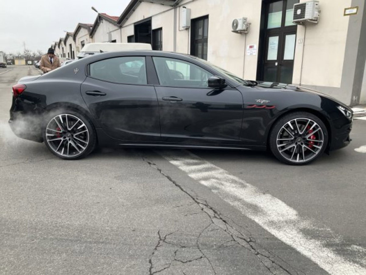 Maserati Ghibli Ghibli V8 580 CV Trofeo (5)