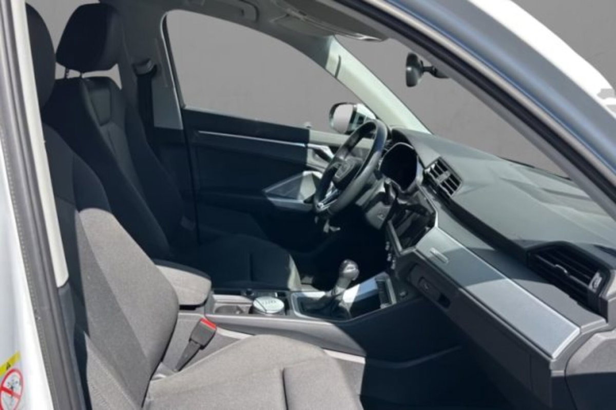 Audi Q3 45 TFSI e S tronic S line edition (7)