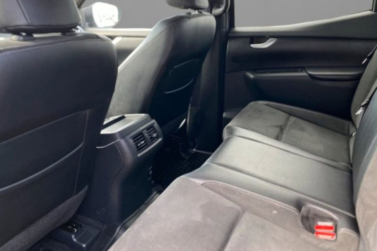 Mercedes-Benz Classe X Pick-up 250 d 4Matic Progressive (8)