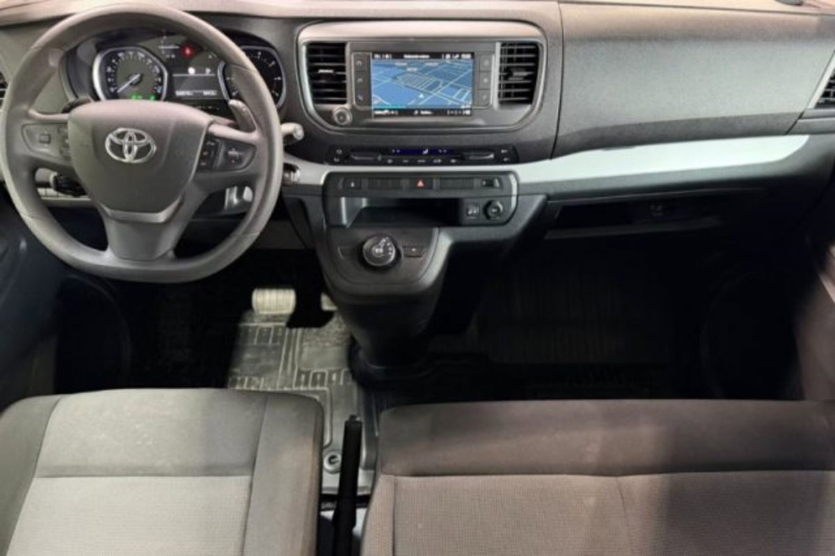 Toyota Proace Verso Verso 1.5D L0 D Luxury (6)