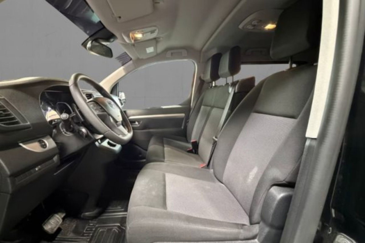 Toyota Proace Verso Verso 1.5D L0 D Luxury (7)