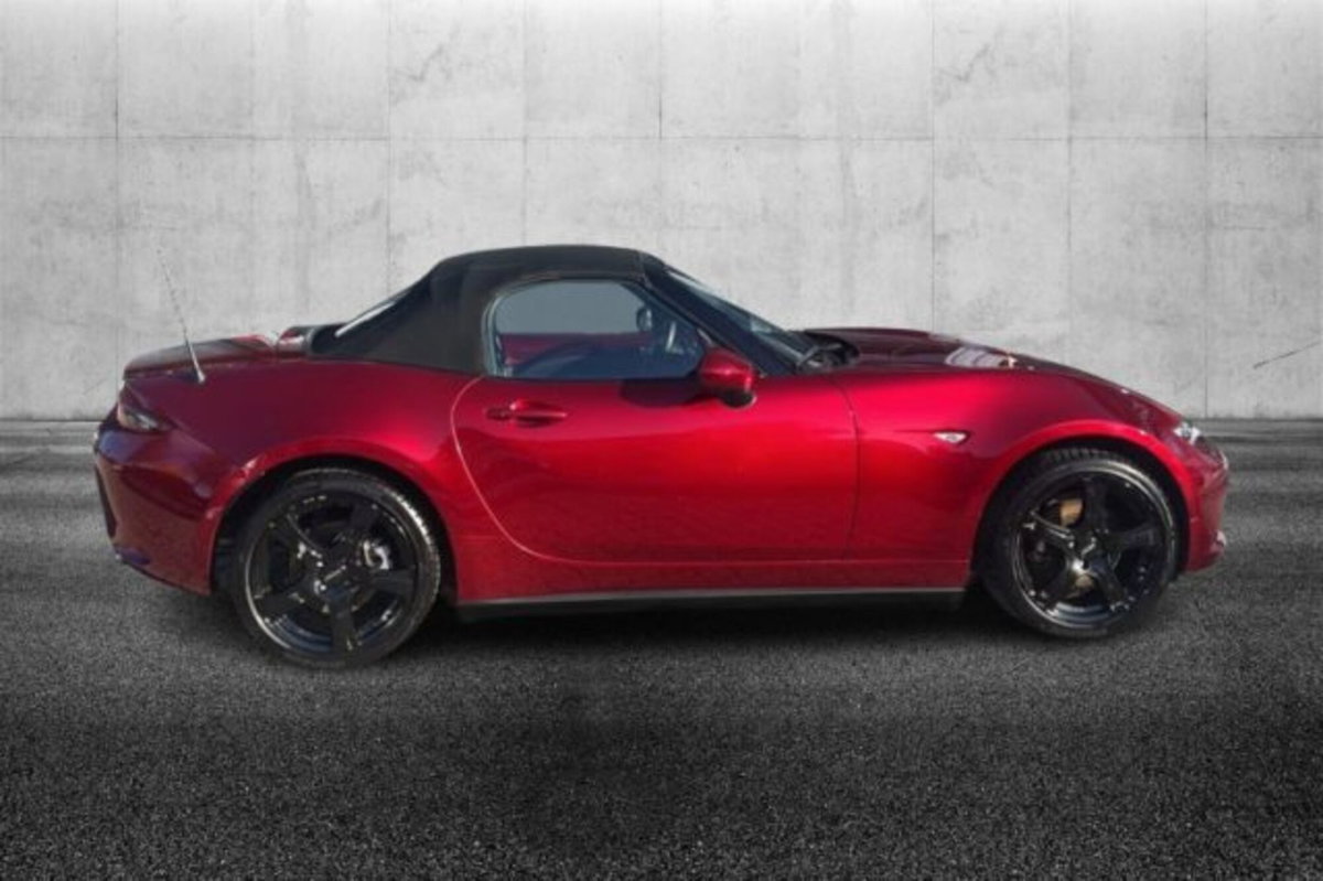 Mazda MX-5 2.0L Skyactiv-G Sport (4)