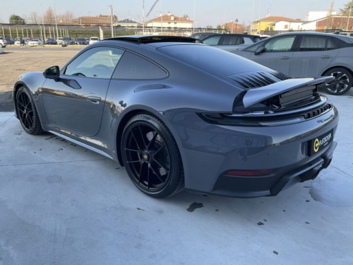 Porsche 911 Coupé 3.6 Carrera GTS auto (4)