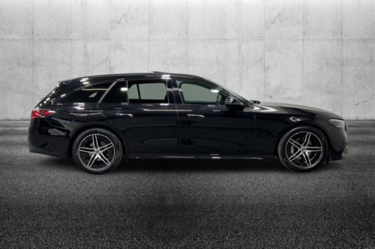 Mercedes-Benz Classe E Station Wagon 220 d AMG Line Advanced auto (5)