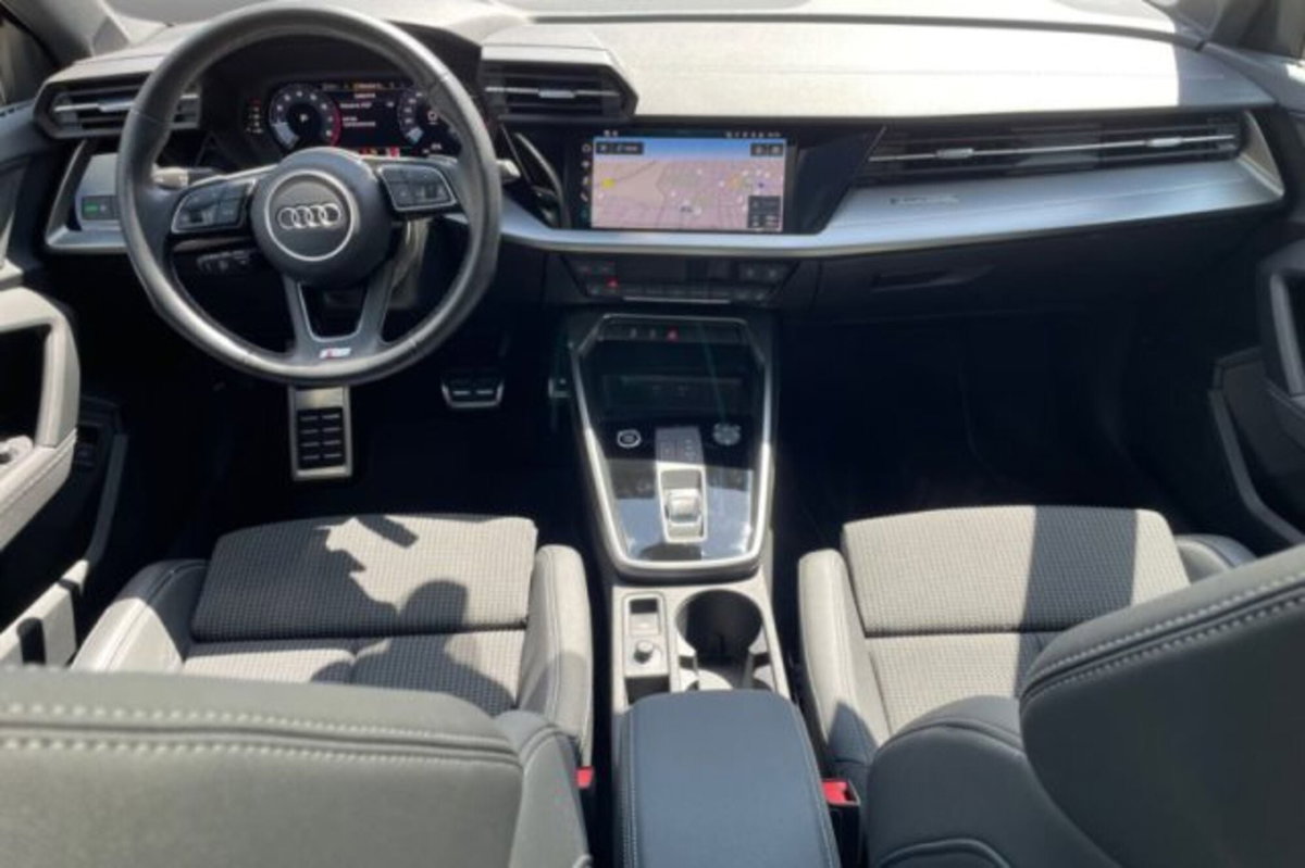 Audi A3 Sportback 40 TFSI quattro S tronic S line edition (3)